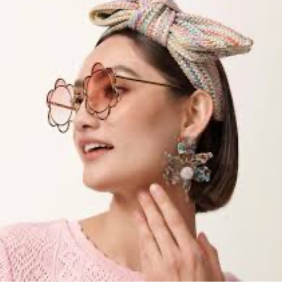 Lele Sadoughi multi color Earrings and pink Calvin Klein scarf - Picture 1 of 8